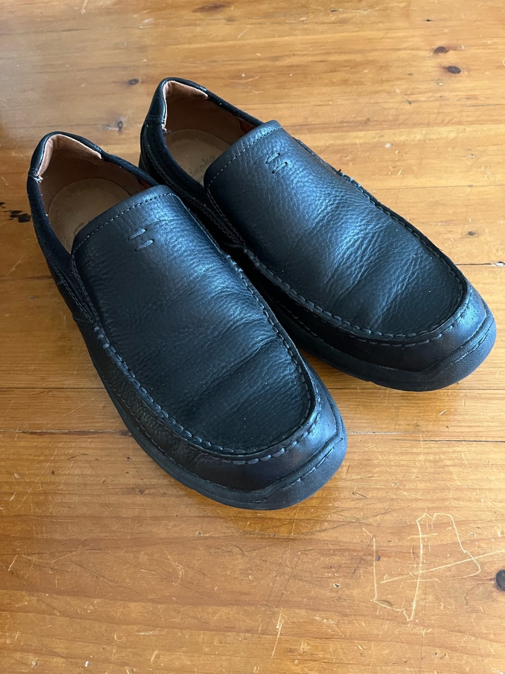 Clark’s Men’s Niland Energy Black Tumbled Leather Slip-On Shoes